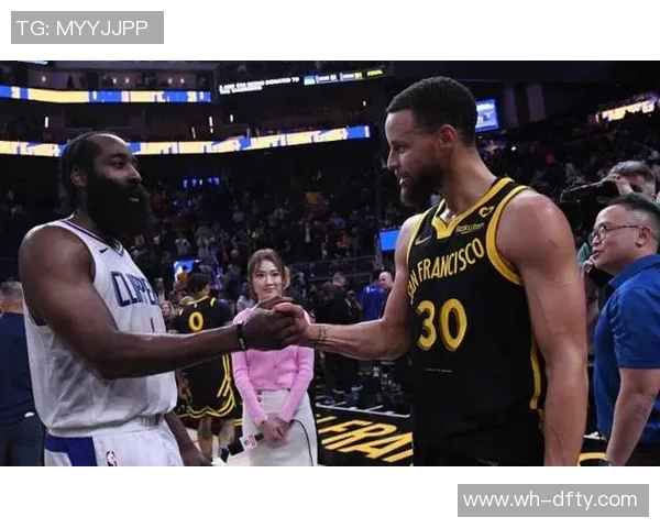 勇士与快船激战回放11月13日精彩瞬间全程回顾